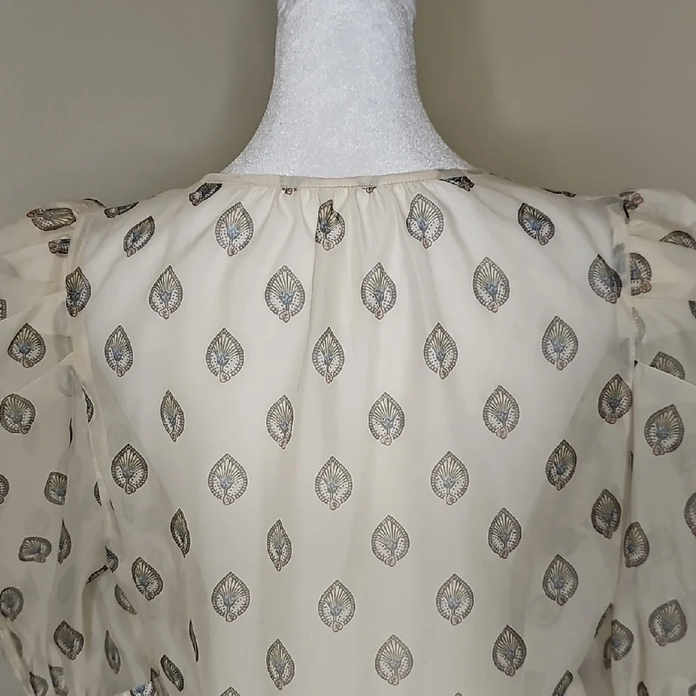 Anthropologie Sheer Puff Sleeve Leaf Print Blouse Women's Medium